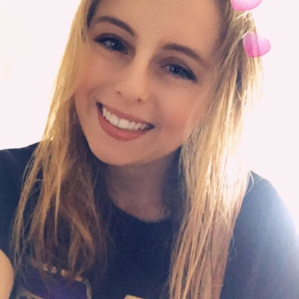 Meet your Posher, Stephanie